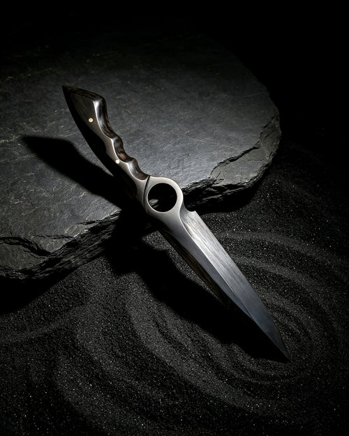 Phantom — Blackwood Display Blade